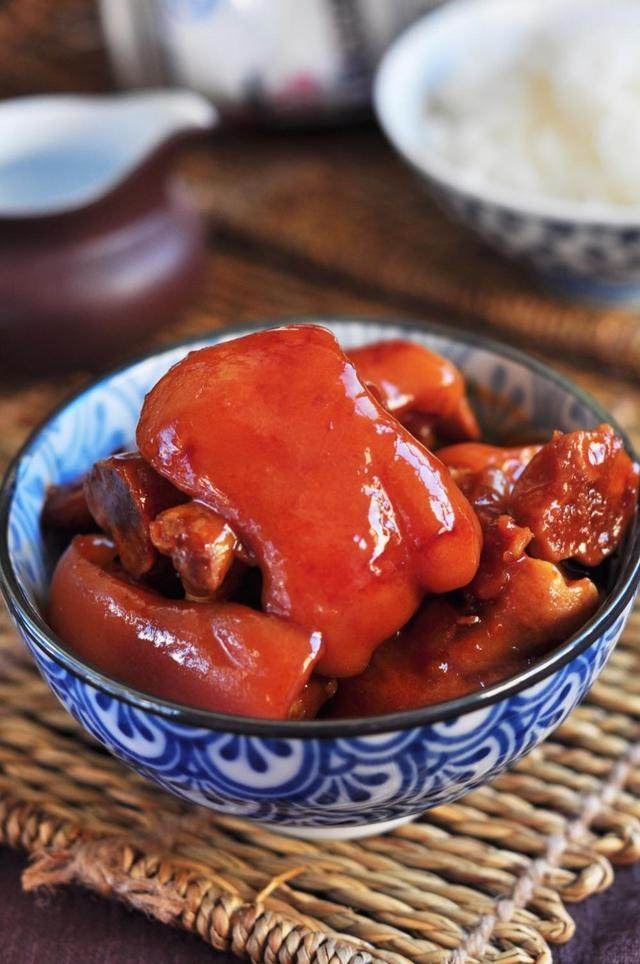 盐水虾的家常做法：简单美味，鲜嫩可口