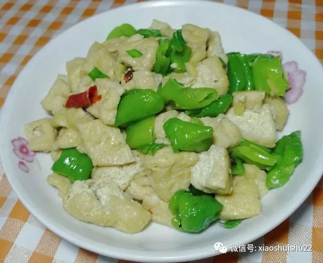 南锣鼓巷有什么好吃的？——探寻老北京的美食宝藏