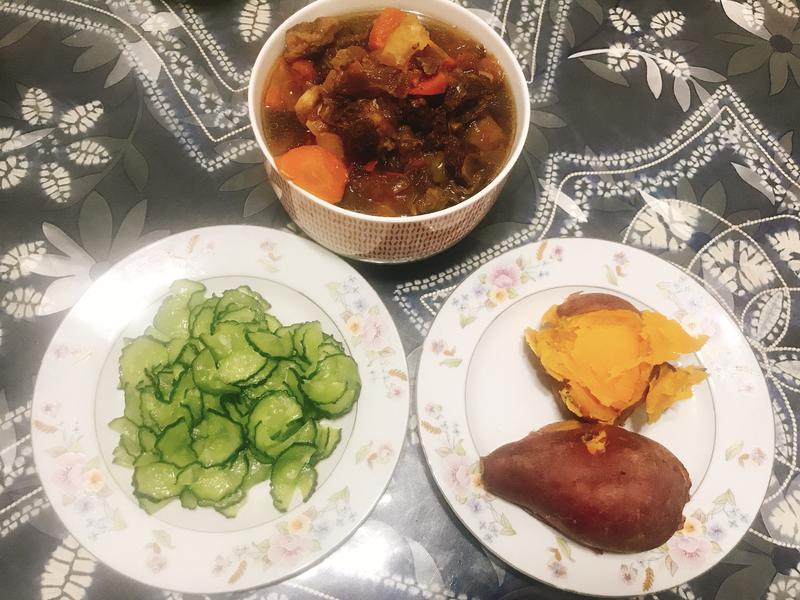 宜昌万达广场特色美食：一场舌尖上的盛宴
