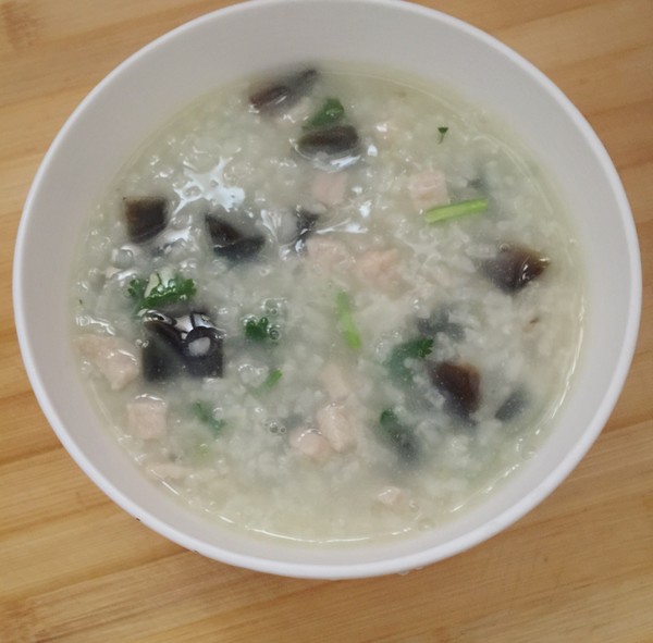 上海特色美食去哪吃？一份攻略指南送给你