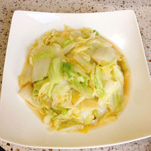 上海弄堂小吃：探寻城市深处的美味记忆