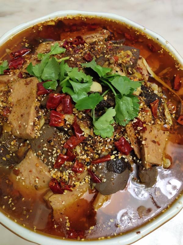 小吃清单：探寻城市味蕾的隐藏宝藏