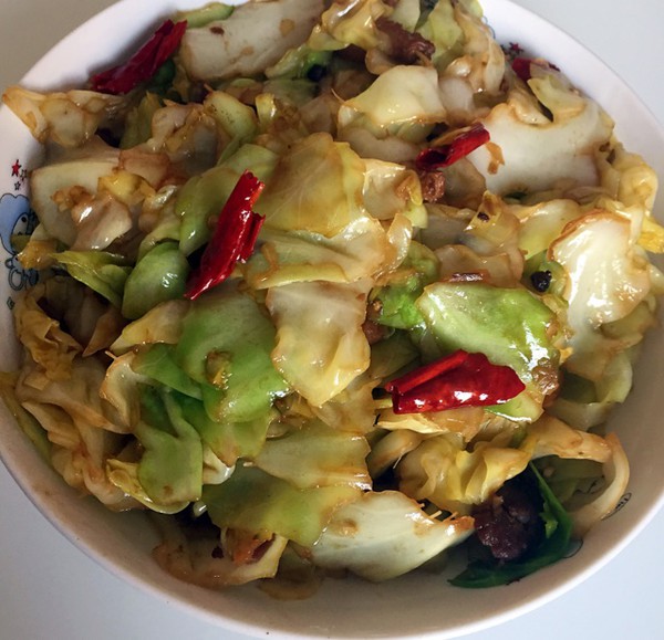 北京特色美食涮肉：探寻老北京涮肉的魅力与传奇