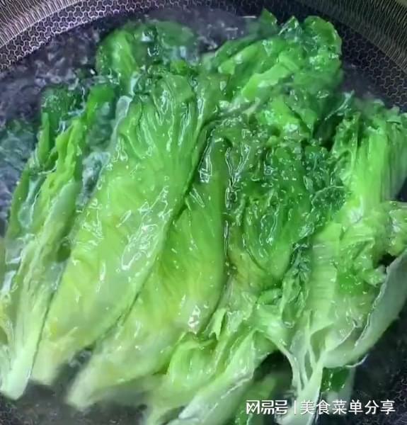 炒干茶树菇的家常做法