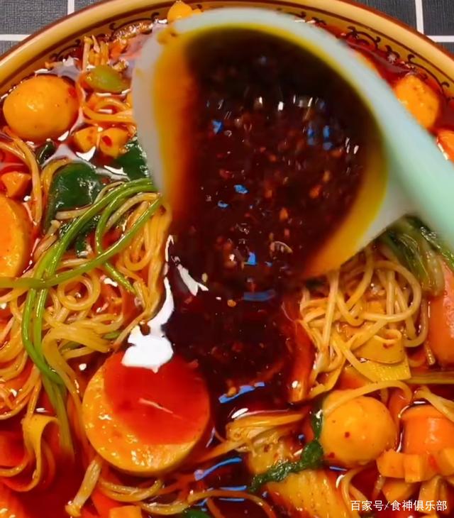 宣城泾县特色美食：探寻千年古城的美味秘密