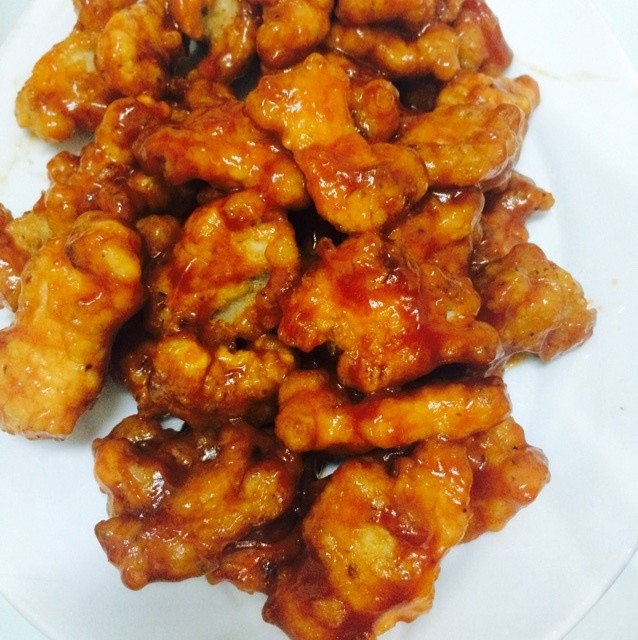 茄子烧肉段的家常做法：家常美食的温馨味道