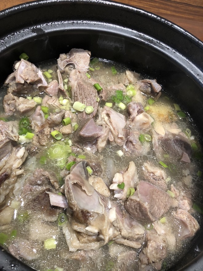 五花肉炖什么好吃？解锁五花肉的绝妙搭配！