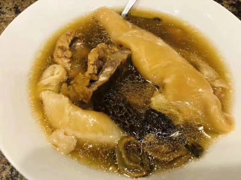 家常炖鸡腿：美味与温馨的完美融合
