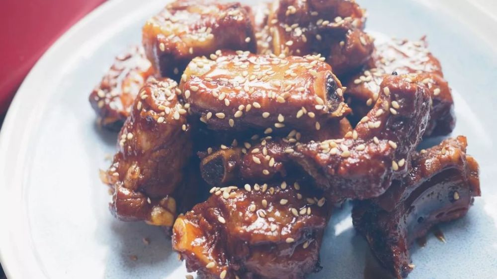 云南大理特色美食小吃：舌尖上的风情之旅