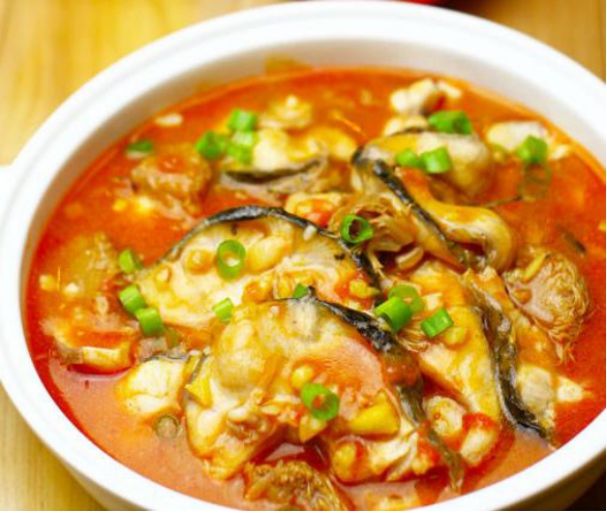 金湖特色美食：舌尖上的美味探寻