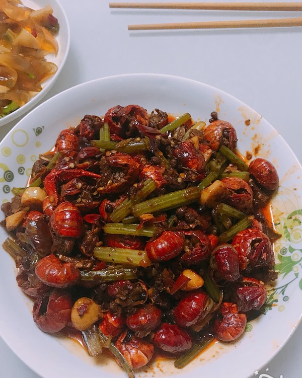 恩施特色美食餐馆推荐：探寻地道美味，不容错过的舌尖盛宴