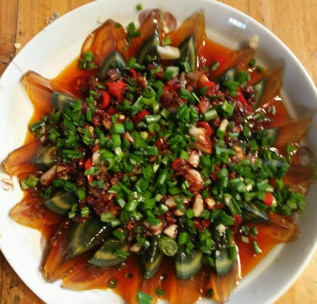 茼蒿怎么炒好吃？掌握这些技巧，让你的菜肴更美味！