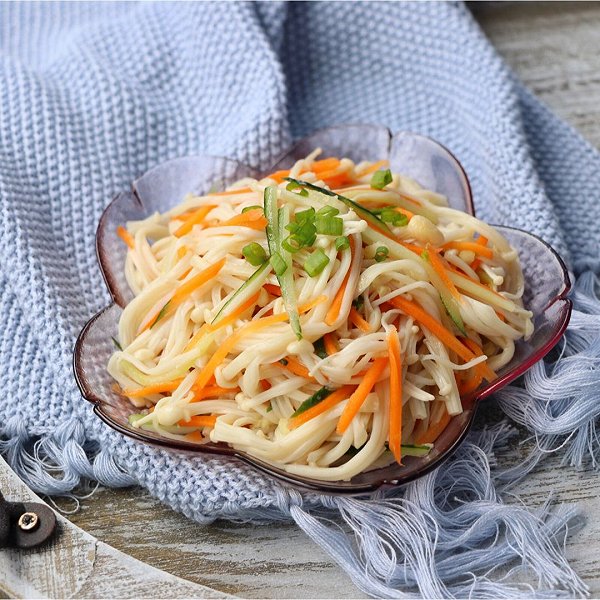 家常拌饭的做法：简单易学，美味可口