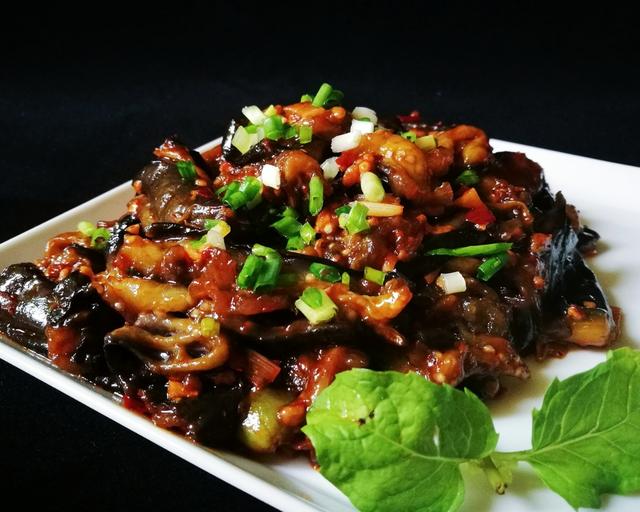 泰安特色美食有哪些：探寻泰山脚下的美味佳肴