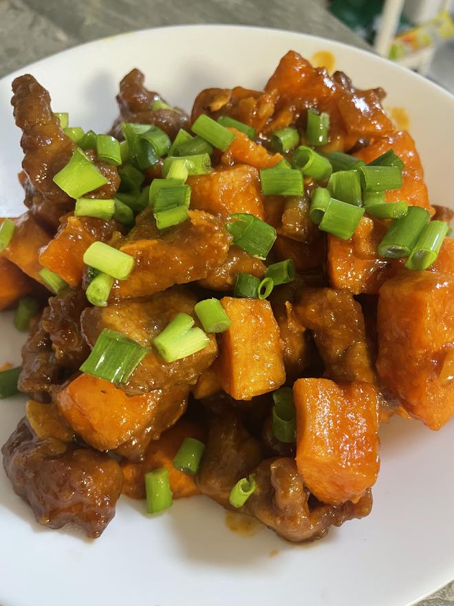 牡丹江特色美食探秘：不容错过的美味佳肴