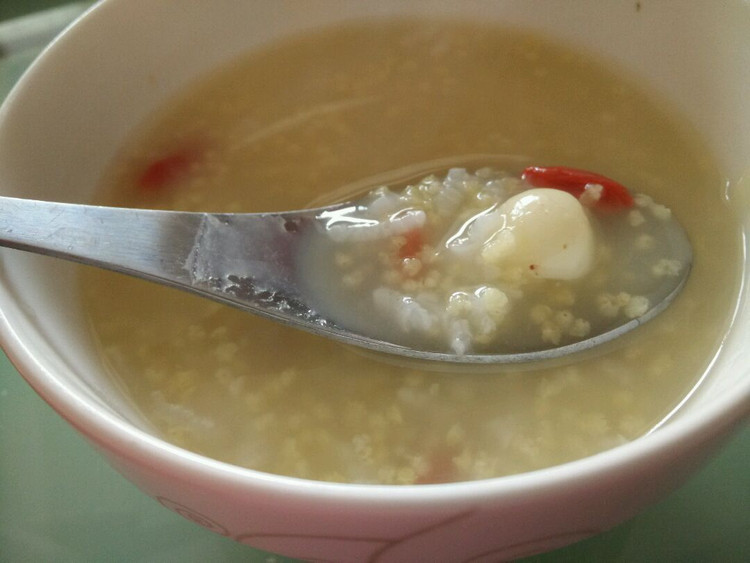 二七区特色美食：舌尖上的风情之旅