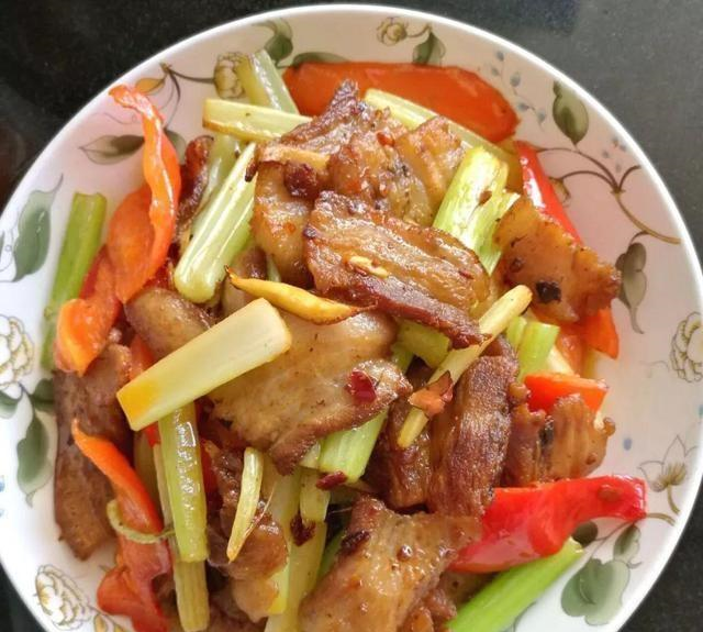 山东各地特色美食：一场味蕾的盛宴