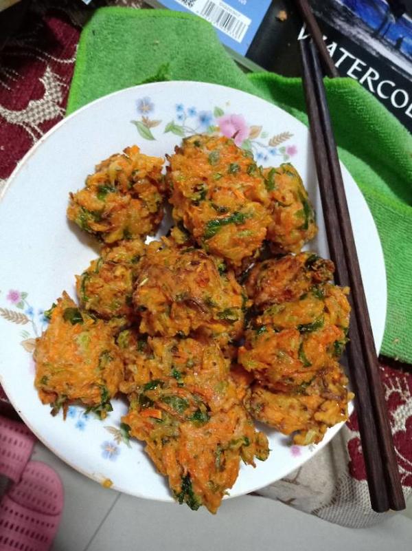 素面家常：探寻地道家常菜的温馨与纯粹