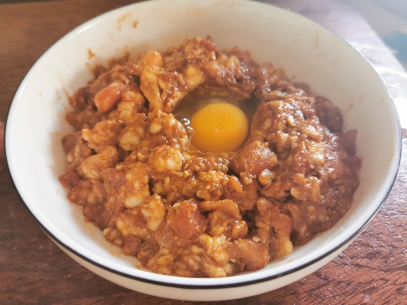 锅贴家常做法：传统美食的温馨传承