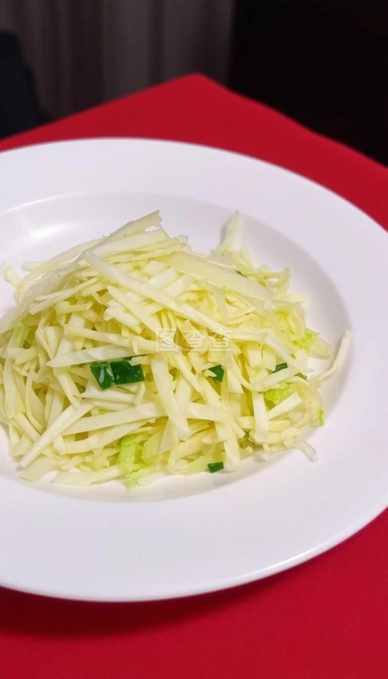 醋溜土豆片家常做法：轻松入门，美味可口