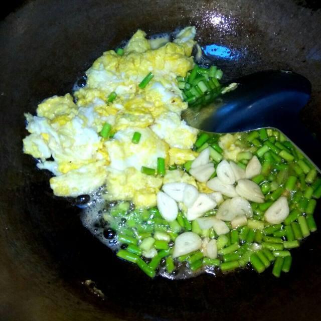 皮皮虾好吃吗：探寻这道海鲜的美味之谜
