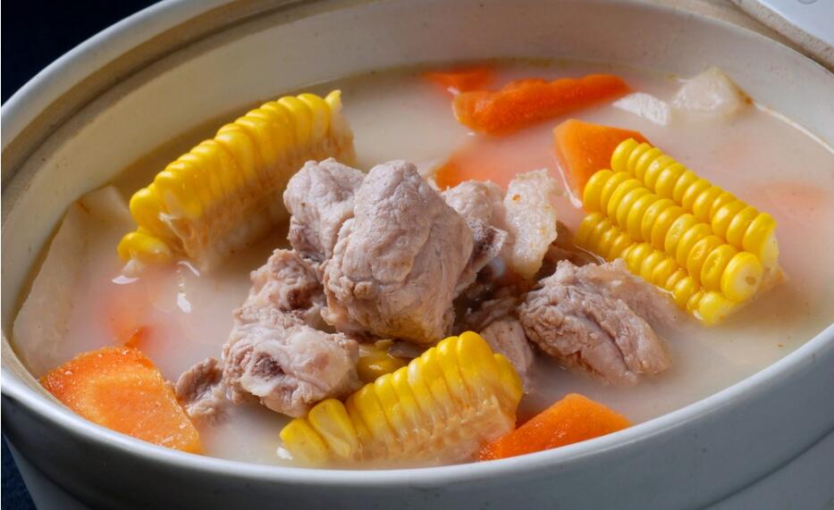 肉炒细面的家常做法：传统味道的温馨呈现