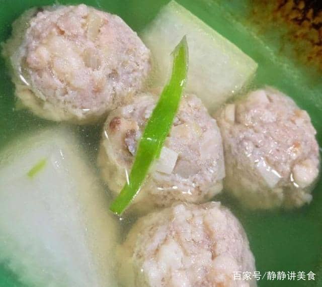 浅草小吃：东京美食的在地风味之旅