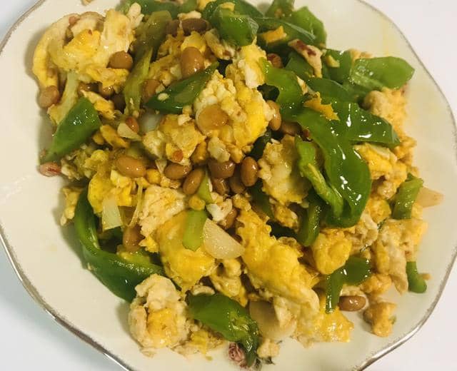 成都十大名小吃：探寻美食之都的味蕾传奇