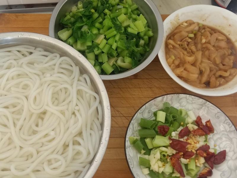 河蚌好吃吗？揭开这道美食的神秘面纱