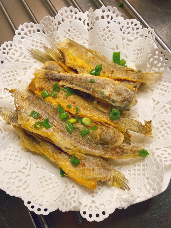 素炸茄盒的家常做法：美味又健康的家常美食