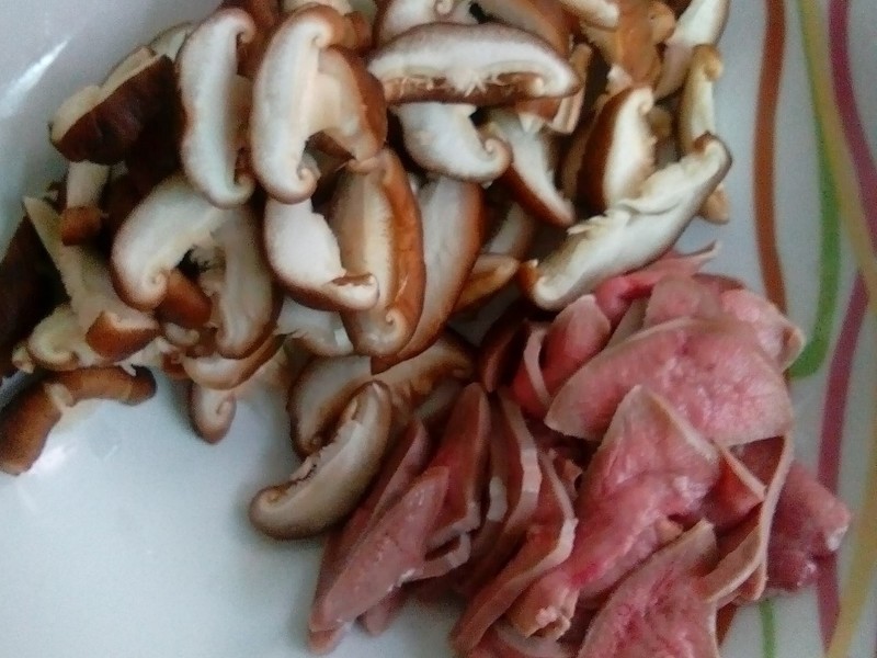 家常红薯叶：解锁乡村美食的独特魅力