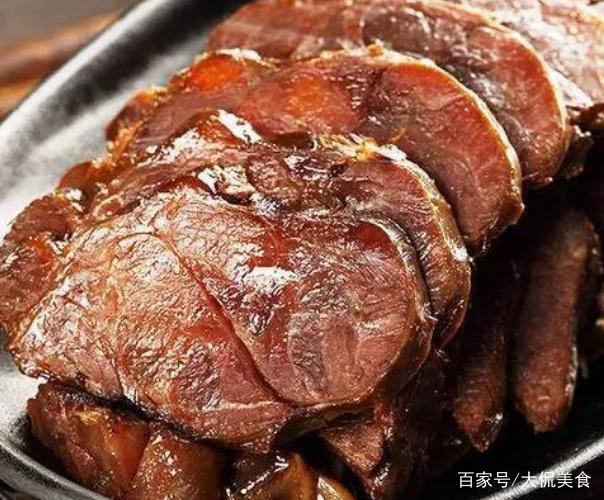 北京护国寺小吃总店：探寻老北京的味道