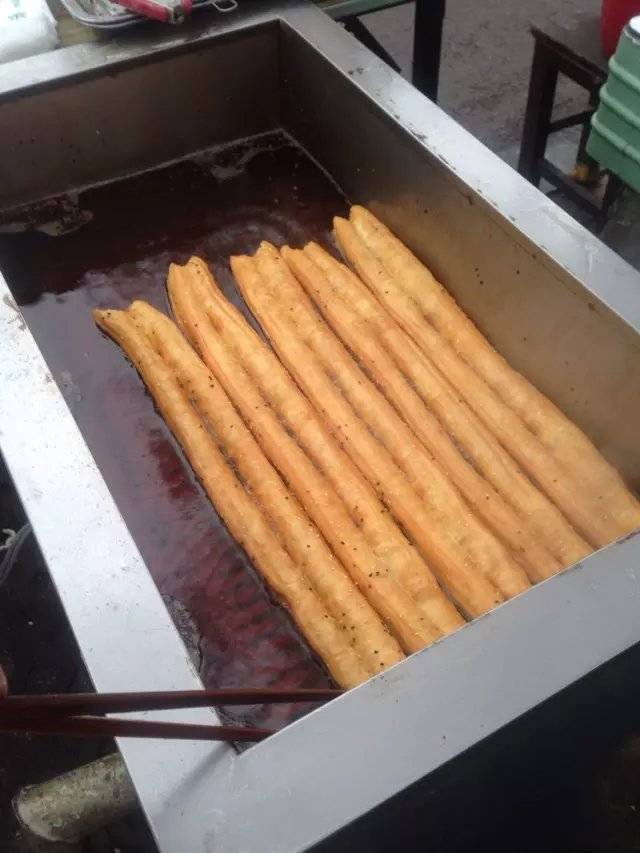 煲仔饭怎么做好吃 - 美食博主教你秘诀
