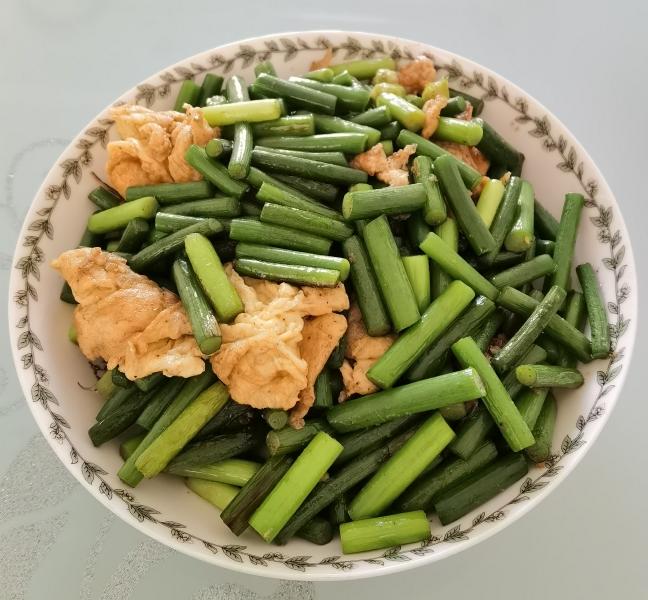 家常大锅菜做法大全：美味又实惠的餐桌佳肴