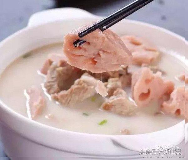 油菜炒木耳的家常做法：健康美味一锅出