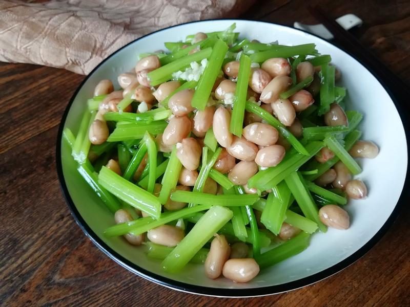炖茄子土豆的家常做法