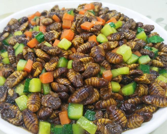 新疆特色美食包装：传承美味，展现地域风情