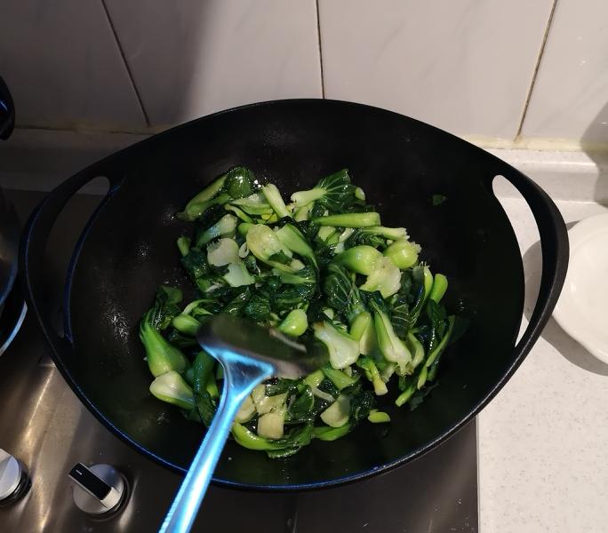 炒鸭蛋好吃吗？揭秘这道家常美食的独特魅力