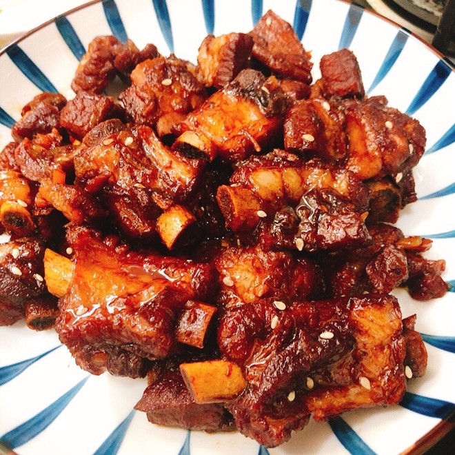 小吃这：探寻街头巷尾的美食秘密