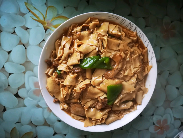 红烧肉做法大全家常：经典美食的魅力与传承
