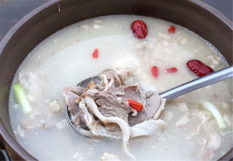 家常糖醋排骨：传统美食的魅力与创意命名