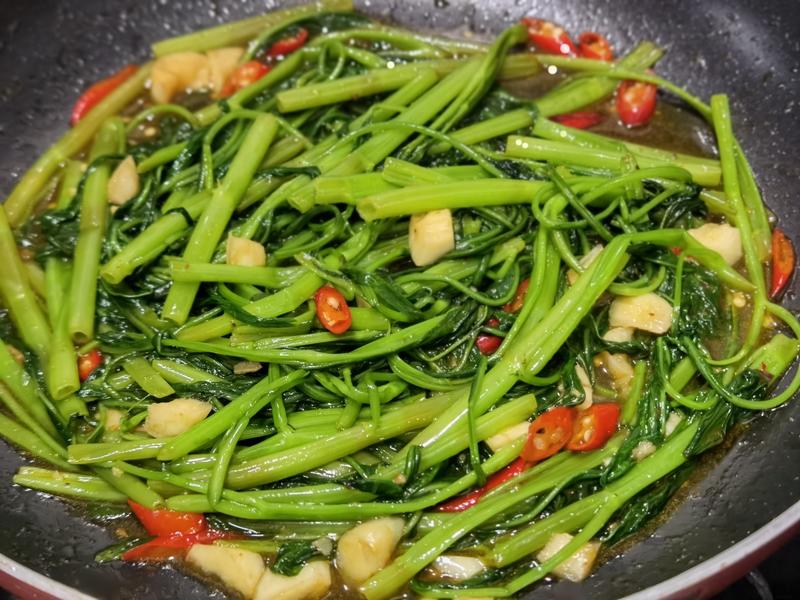 小吃电动三轮车：城市美食新风尚