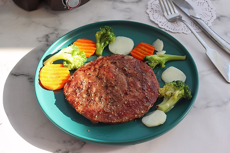 猪肉怎么烤好吃？掌握这些技巧，美味翻倍！