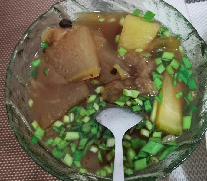 家常凉拌牛肉：夏日餐桌上的美味佳肴