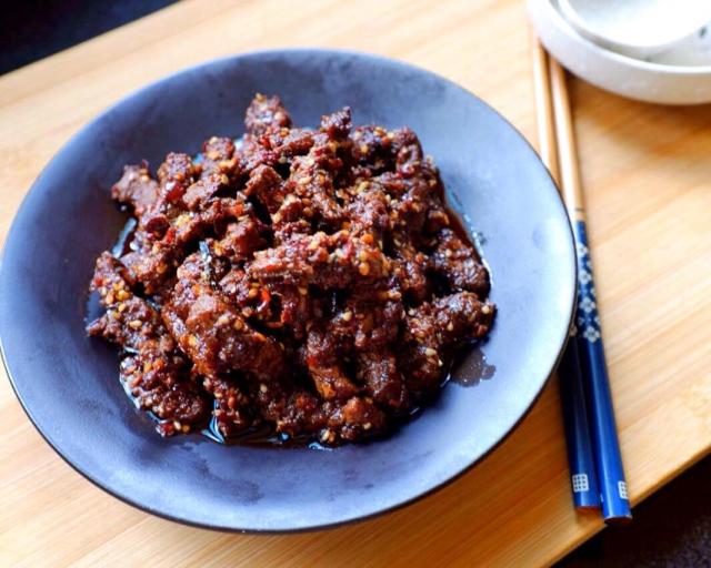 香辣鸡怎么做好吃：秘制家常食谱大公开