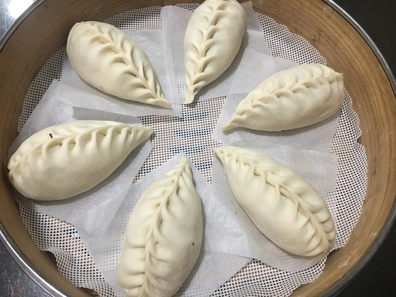 干菜饼的家常做法：传统美食的现代演绎