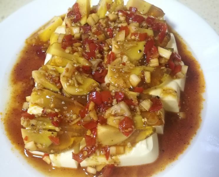 家常顿菜：温馨家常的味道，简单食材的不凡魅力