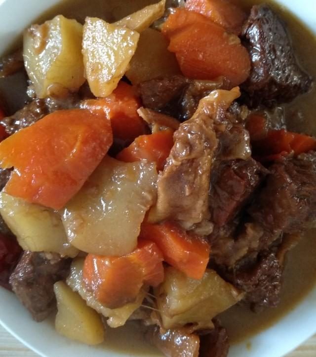 火锅底料做什么菜好吃：解锁家常美食新境界