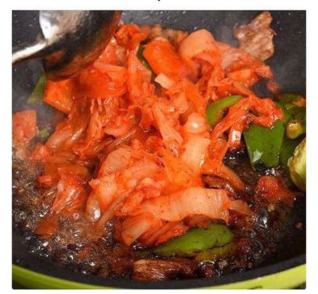 福建特色美食绘画：一幅舌尖上的艺术画卷