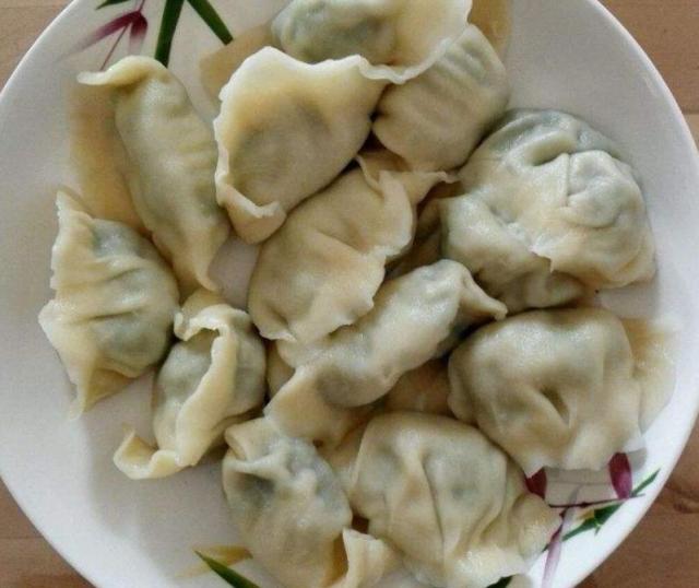 大连特色美食小吃一览：舌尖上的海滨盛宴